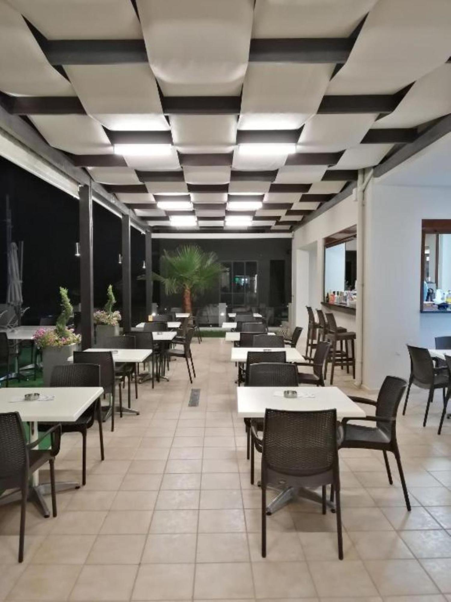 מאלמה Carisa Suites And Apartments מראה חיצוני תמונה