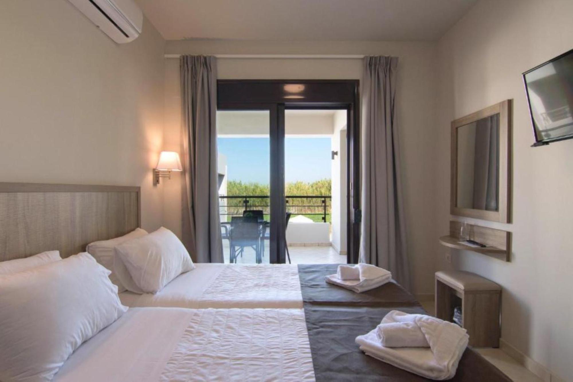 מאלמה Carisa Suites And Apartments מראה חיצוני תמונה