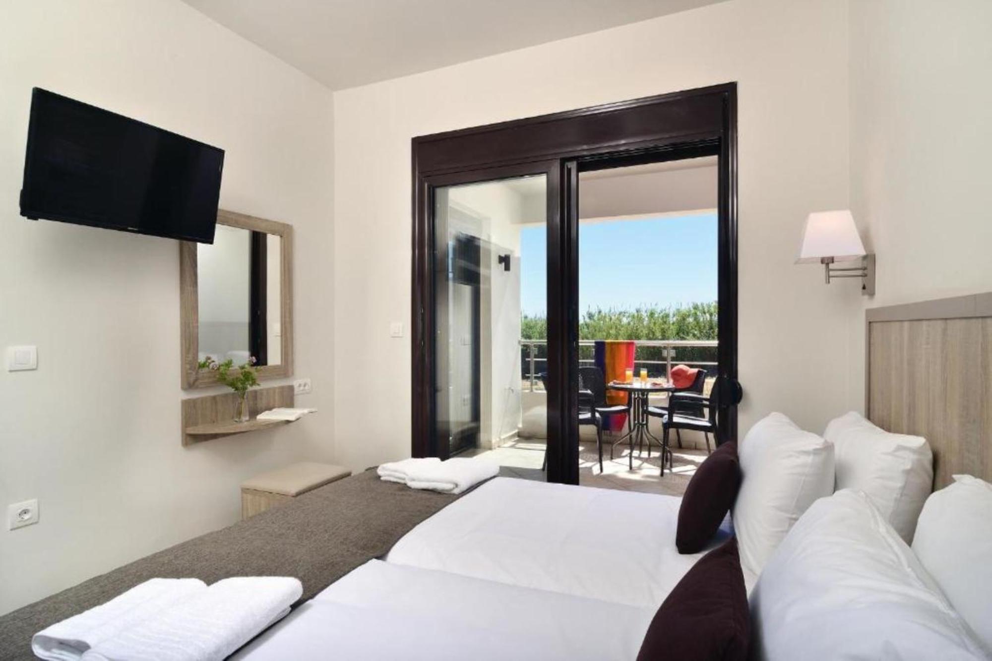 מאלמה Carisa Suites And Apartments מראה חיצוני תמונה